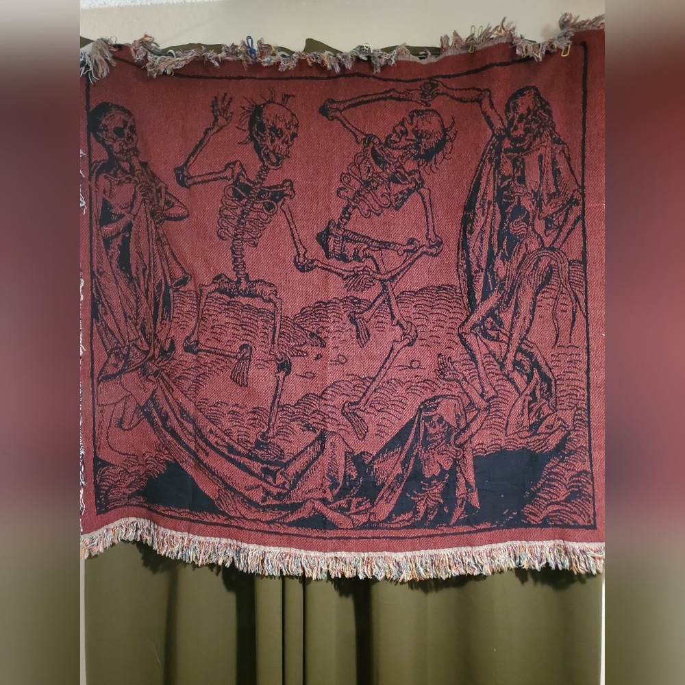 Tapestry/blanket